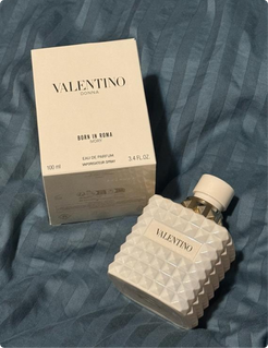 Valentino Donna Born in Roma Ivory Eau de Parfum